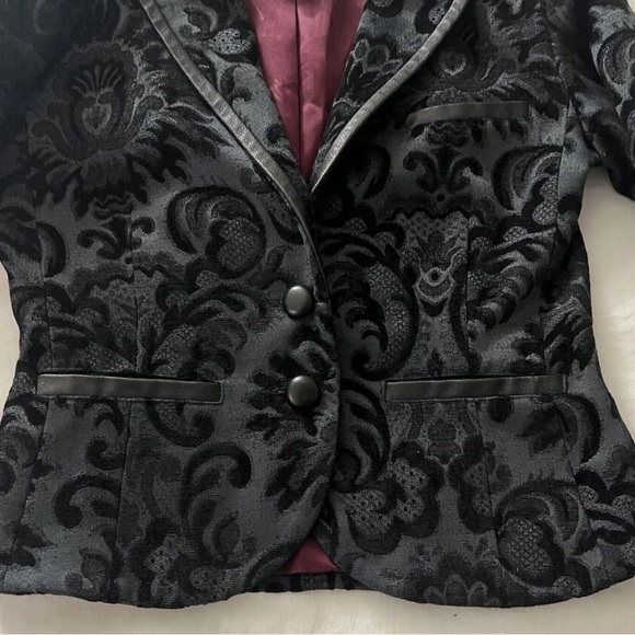 Marciano Women’s Black Jacquard Blazer Jacket Leather Trim Tapestry Size 4 - Picture 2 of 11